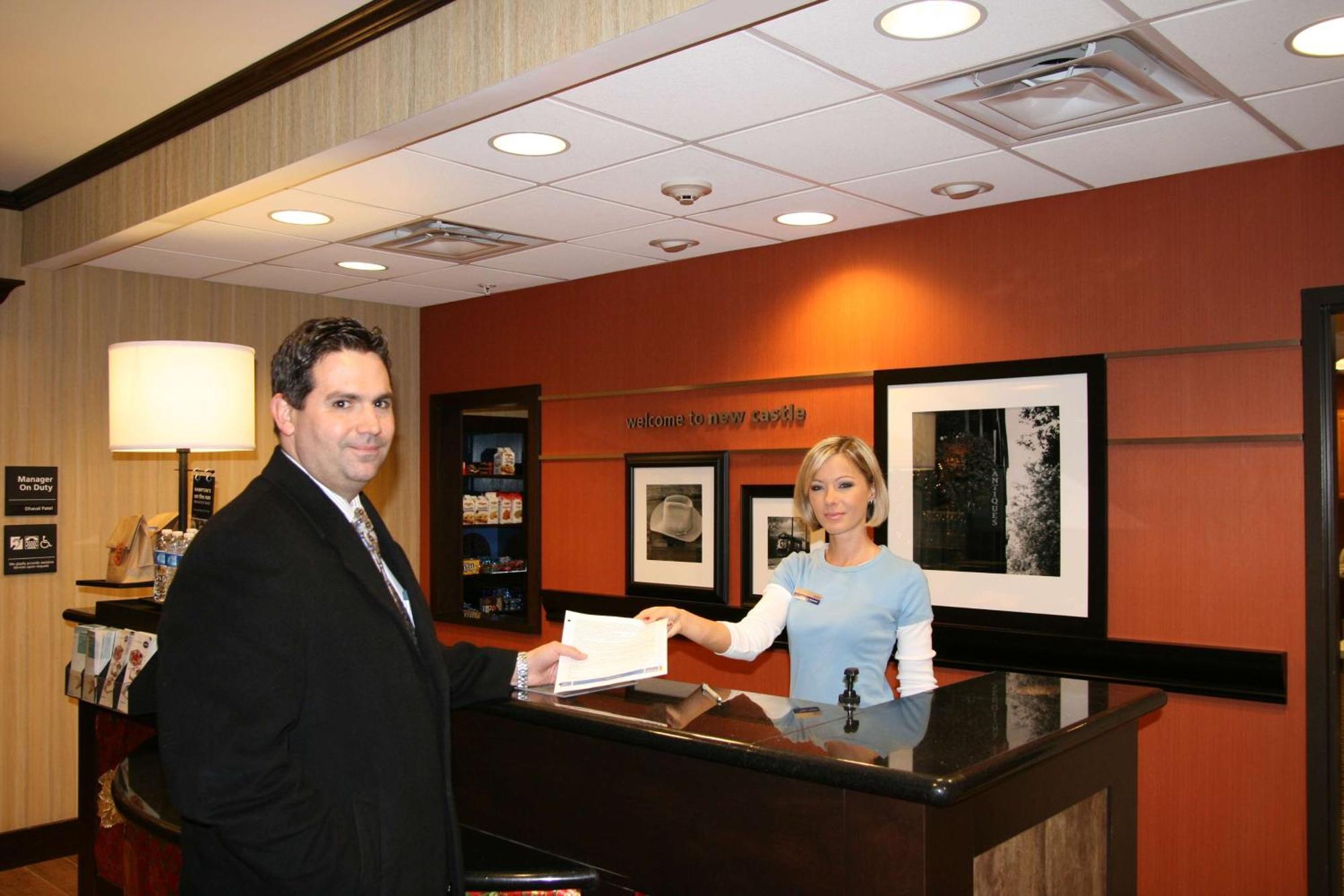 Hampton Inn & Suites New Castle, Pa İç mekan fotoğraf